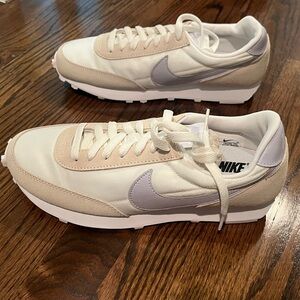 Women’s Nike sneakers size 8.5 from Urban Outfitters, brand new